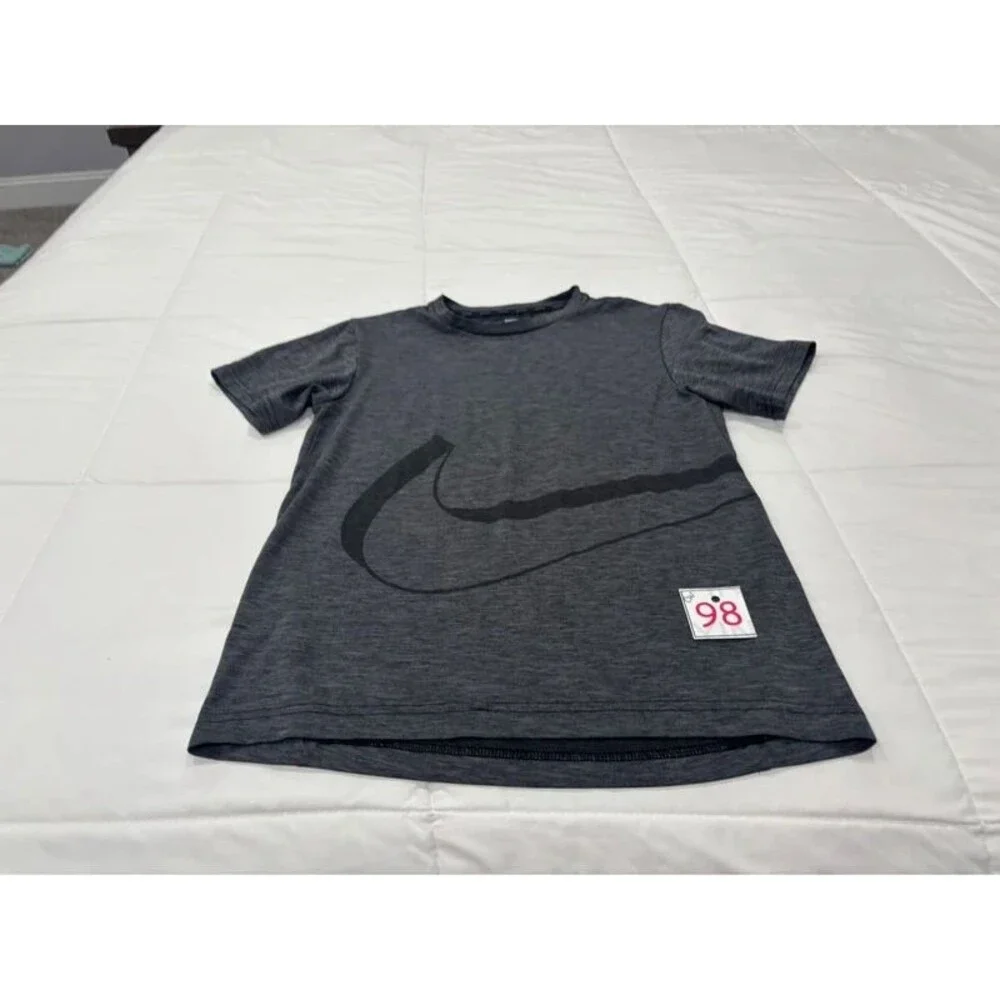 Boys Nike Large (10-12) Dri-Fit Short Sleeve Athletic Shirt